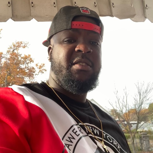 Meet your Posher, Laurent - Picture 1 of 1